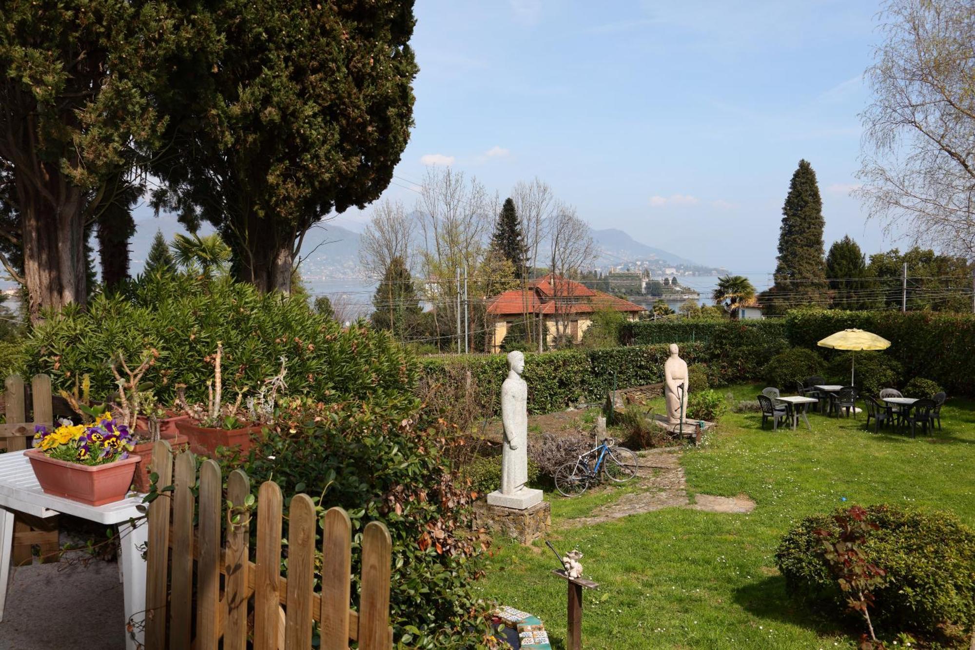 Villa Lucciola Stresa Exterior photo
